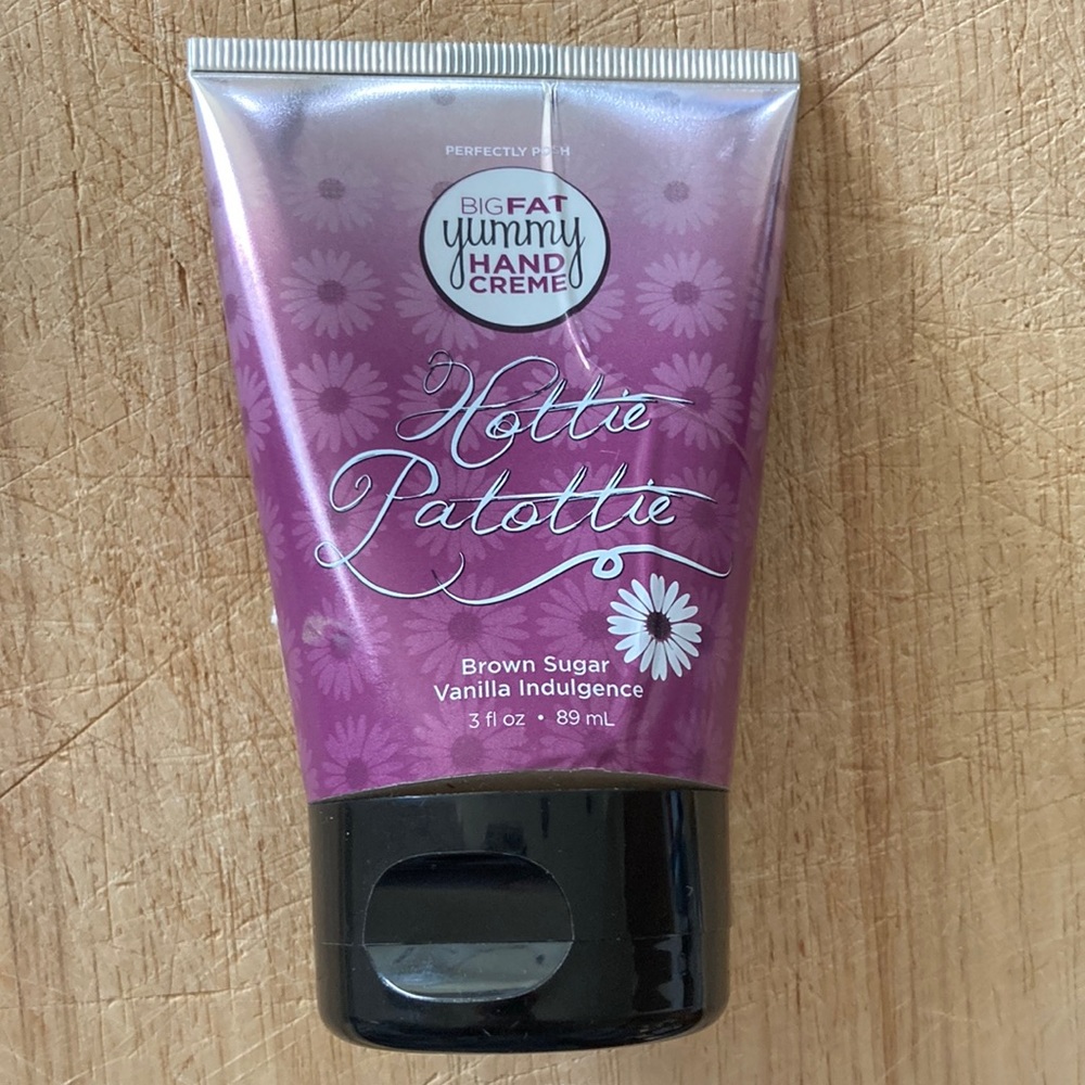 Perfectly Posh | Hottie Patottie | Big Fat Yummy Hand Creme (BFYHC) - Retired!